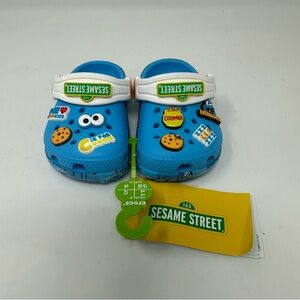 Crocs Sesame Street Cookie Monster